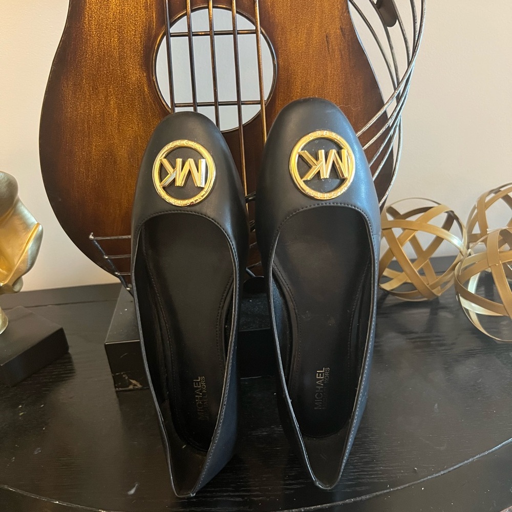 Michael Kors Fulton Black Leather Flats with Gold MK Logo